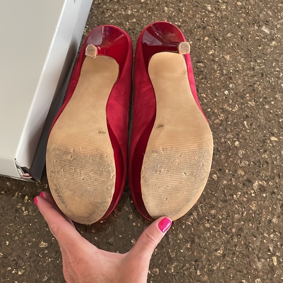Jessica Simpson Red Suede Platform Heels 9 - Picture 3 of 8